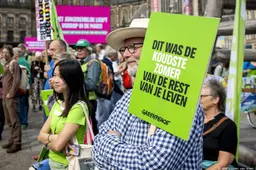 Dam stroomt vol met deelnemers klimaatmars