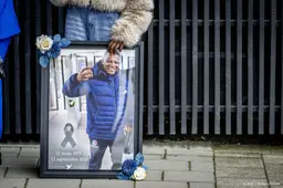 Tientallen herdenken Alfredo Goeloe met stille tocht in Utrecht