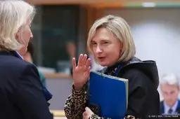 Vlaamse begrotingsonderhandelingen uitgesteld, minister onwel