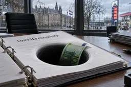 Schandaal in Den Haag: Kabinet pompt wéér 1,1 miljard extra in ontwikkelingshulp na deal van Sjoerdsma (D66)