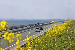 Afsluitdijk in beide richtingen dicht vanwege storing aan brug