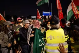 Burgemeester van Amsterdam ontbindt pro-Palestijns protest
