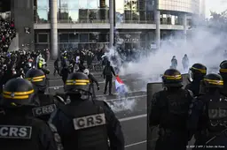 Meer dan 500 arrestaties bij onderwijsprotesten Frankrijk