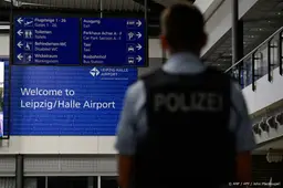 Politie doorzoekt luchthaven Leipzig na ontdekking gat in hek