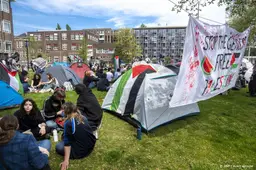OM eist taakstraf voor mishandeling bij tentenprotest UvA