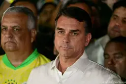 Flávio Bolsonaro zegt dat hij het land niet mag verlaten