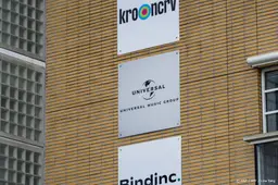 Bloomberg: UMG voerde gesprekken om van beurs te gaan