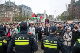 Woede bij oud-politiechef over Hamas-verheerlijking op de Dam: "Dit kan allemaal wel?"