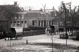 newbeeld_2_-huis_met_de_donkere
