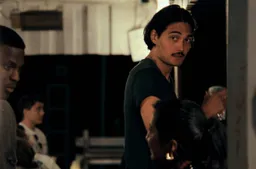 00_19_44_03_Erik Vallsten_Netflix