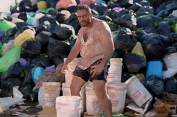 SOAD_S1_Netflix_24775