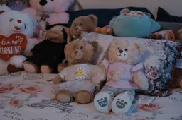 All_The_Empty_Rooms_n_00_17_40_21