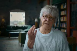 Joan Tewkesbury_v02_c10_0004518