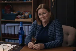 Man_Vs_Baby_n_S1_E1_00_07_41_16 copy