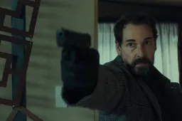 Unfamiliar_n_S1_E5_00_04_55_22