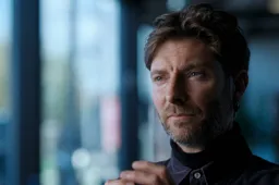 A_Friend_a_Murderer_n_S1_E3_00_33_00_05