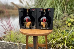 Duvel Distilled Celebration Review: Een fles met een hele bijzondere vorm