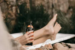 In Parijs kun je in een bierbad liggen: Bar & Beer Spa Paris opent tweede locatie