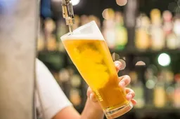 In Frankrijk is een rel gaande is om te lege glazen bier: Balance ta pinte