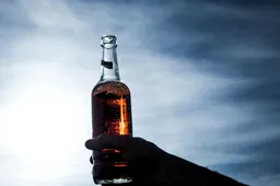 Zo kun je je eigen bierflesjes laten bedrukken