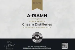Nederlandse distilleerderij gooit hoge ogen en wint prijs met speciale A-Riamh Spirit