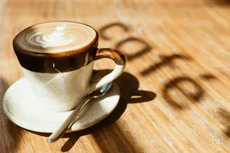 Koffie-raves mogelijk gezond alternatief voor nachtelijke feesten in Spanje