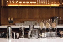 Beste deals van de week: Krijg een gratis barset totebag, een lantaarn en een glas met deze gin deals