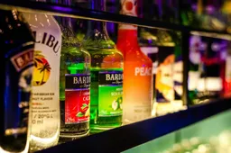 Vraag Maar Raak: Wat is de eerste rum die in je leven hebt gedronken?