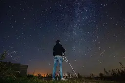 Vrijdagavond staan zeven planeten op een rij, maar zijn ze ook zichtbaar? ‘Pas yn 2040 wer’