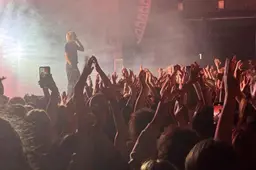 Joost Klein herovert jaar na diskwalificatie Songfestival alsnog harten van Zweden: ’Deze keer hoef ik het land niet te ontvluchten’