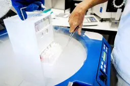Vruchtbaar homostel mag kosten ivf niet van belasting aftrekken