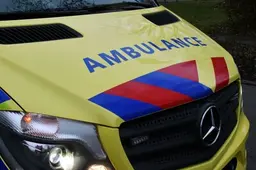 Ambulance met spoed naar Uranusstraat in Alphen aan den Rijn