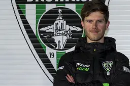 Het wil niet vlotten met Dronrijp, maar in de derby gaat de hekkensluiter op jacht naar tweede zege