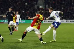LIVE | PSV komt met de schrik vrij: VAR draait beslissing terug, Go Ahead Eagles krijgt geen penalty