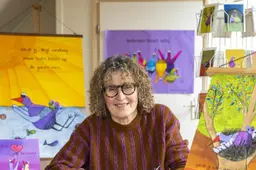 Marina Wildeboer uit Heiligerlee tekent vogeltjes met een boodschap: ‘Creatief bezig zijn is als brandstof voor mijn ziel’ | start je weekend