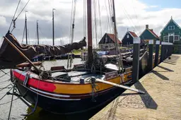 Turfschipper Gerard (81) woont in een levende museumhaven