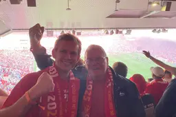 Hielke (28) en Sikke (80) uit Twijzel zien in Liverpool ‘hun’ Sipke Hulshoff kampioen worden