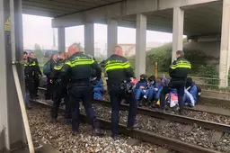 Milieuactivisten blokkeren opnieuw goederenspoorlijn Rotterdam