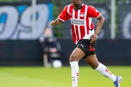 PSV’ers die nog nooit samen speelden, blameren zich tegen FC Eindhoven