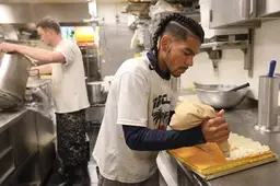 Deze tompouces zijn zó populair dat bakkers dag en nacht doorwerken: ‘De telefoon blééf maar gaan’