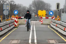 Dit is waarom de lopers van de hele Mar-athon Sneek dit jaar niet om de Snitser Mar gaan