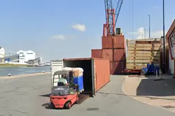 Even gluren in de haven van Harlingen? Dat wordt binnenkort een stuk lastiger