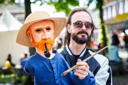 Vincent van Gogh kijkt weer rond op het Sint Annaplein