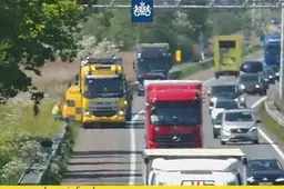 Ongeval met twee vrachtwagens op A58 bij Oirschot