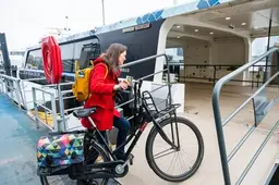 Financieel noodweer voor Waterbus: reizigers vrezen einde comfortabel vervoer