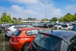 Mogelijk nieuwe P+R op parkeerplaats van Diergaarde Blijdorp: gemeente wil drukte in de stad verminderen