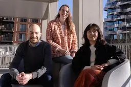 Oefenen met de rollende R en lezen met Jip en Janneke; na een ongemakkelijk feestje wil Yiran Wei uit China toch Nederlands leren