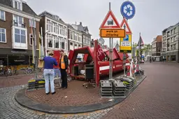 Stijn zamelt afval in voor werk in uitvoering