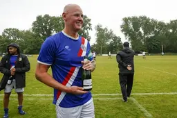 54 nieuwe spelers, nieuwe aanvoerder en twijfels in de winterstop: Charlois spot met alle wetten en pakt titel
