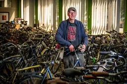 Low budget fiets nodig? Onno maakt van kneusjes prima tweewielers: ‘Goed voor beurs en milieu’